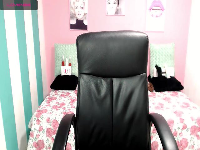 Live sex webcam photo for KAINNALE #273512265