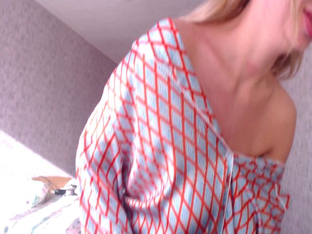 Live sex webcam photo for KRISLITE #272892255