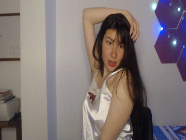 Live sex webcam photo for K_A_T #274091606