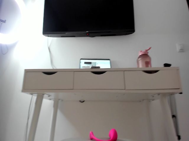 Live sex webcam photo for K__A__T #272689652