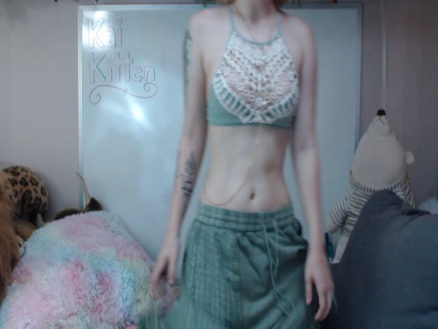 Live sex webcam photo for Kaikitten2002 #274234906