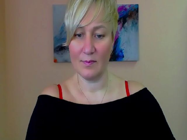 Live sex webcam photo for KailyMey #272654706