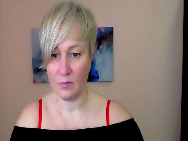 Live sex webcam photo for KailyMey #272811475