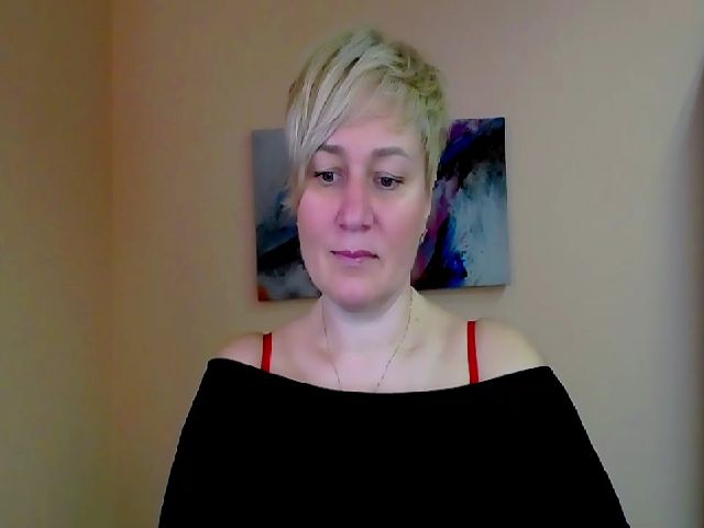 Live sex webcam photo for KailyMey #272961524