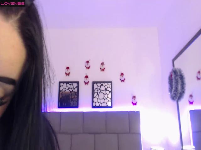 Live sex webcam photo for Kailyn_ #271742573