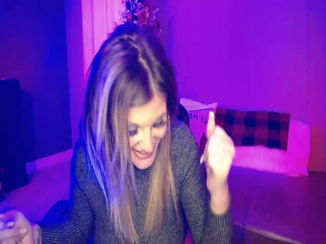 Live sex webcam photo for KaitlynColins #272050484