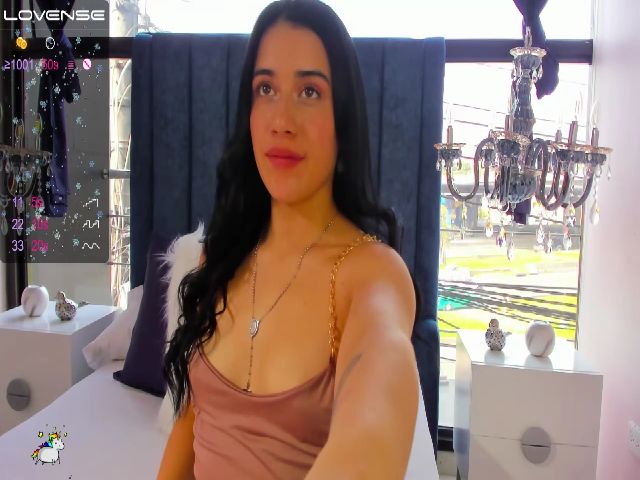 Live sex webcam photo for KallyMyller #271899939