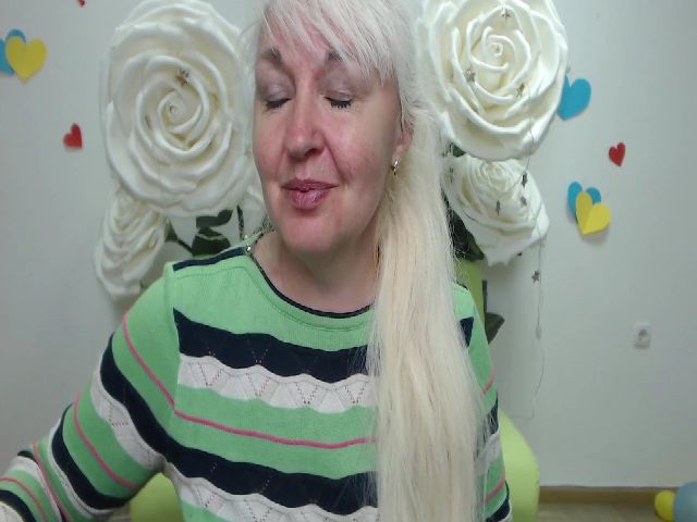 Live sex webcam photo for KamaliaSim #273339380