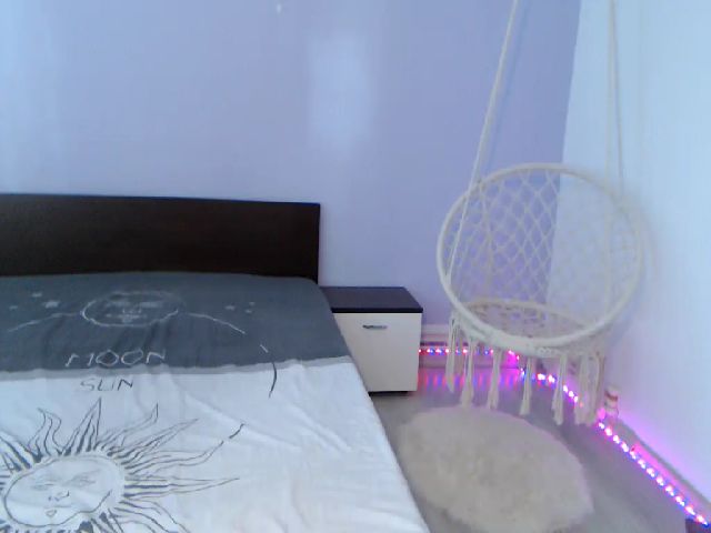 Live sex webcam photo for Kamilla_Wow #273591988