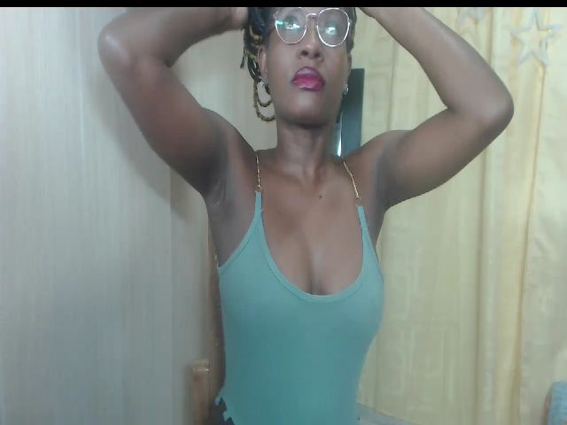 Live sex webcam photo for Kaori_aisha #272155897