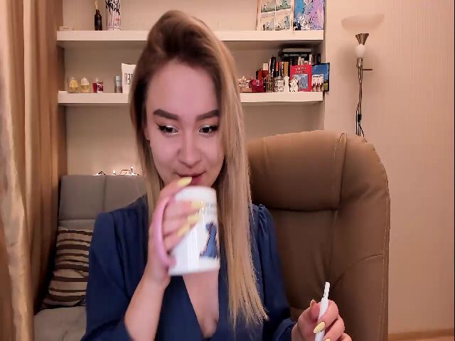 Live sex webcam photo for Kara_Smith #272455042