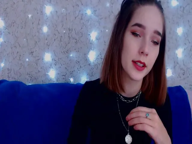 Live sex webcam photo for Karamember #271944709