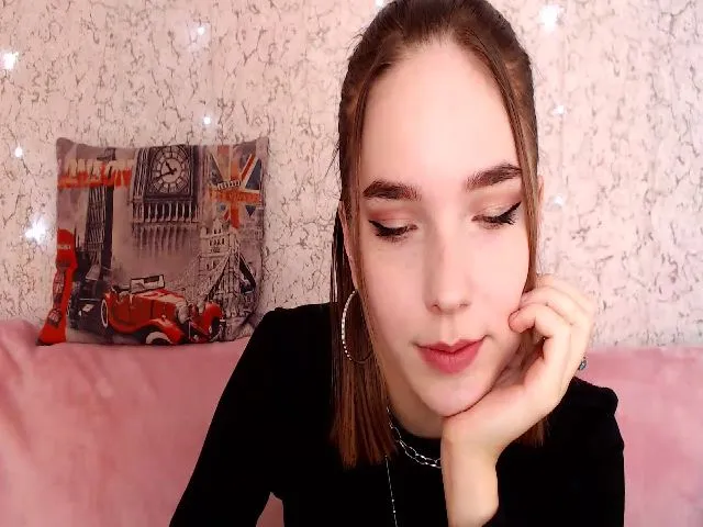 Live sex webcam photo for Karamember #271991312