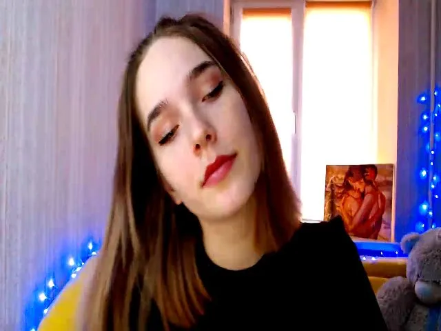 Live sex webcam photo for Karamember #272082627