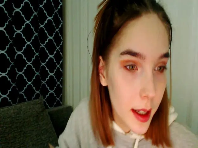 Live sex webcam photo for Karamember #272110916