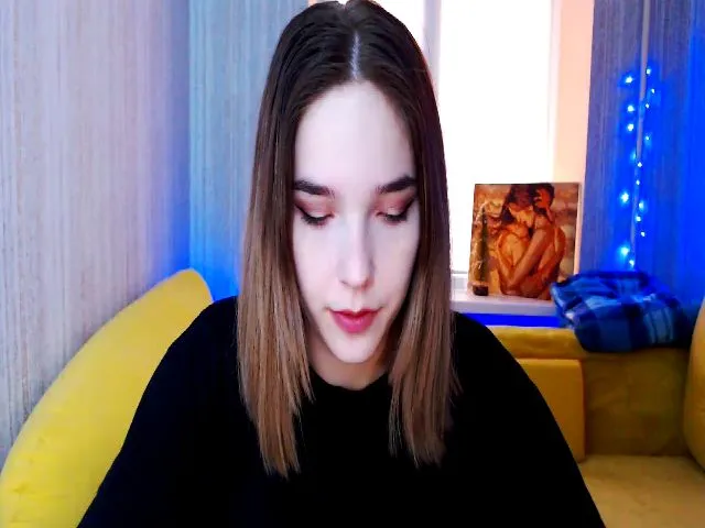 Live sex webcam photo for Karamember #272190416