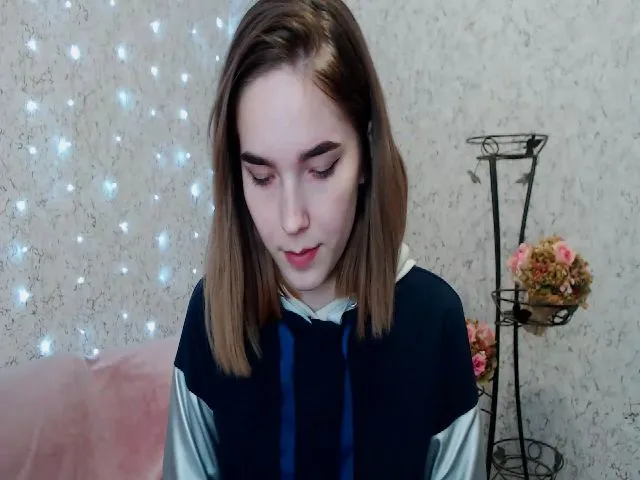 Live sex webcam photo for Karamember #272254222