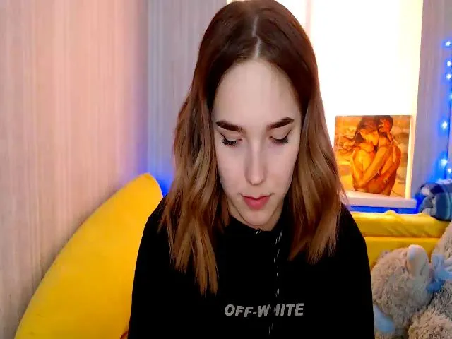 Live sex webcam photo for Karamember #272306830