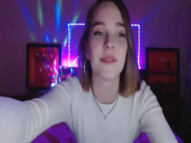 Live sex webcam photo for Karamember #272734826