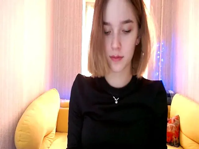 Live sex webcam photo for Karamember #272753747