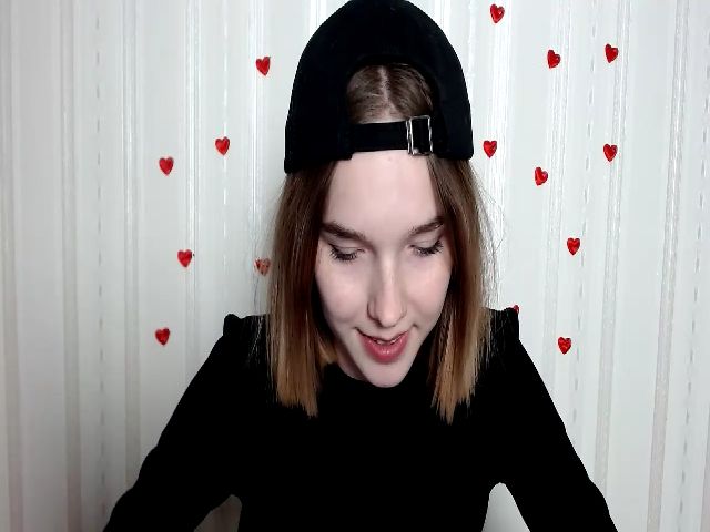 Live sex webcam photo for Karamember #272991160