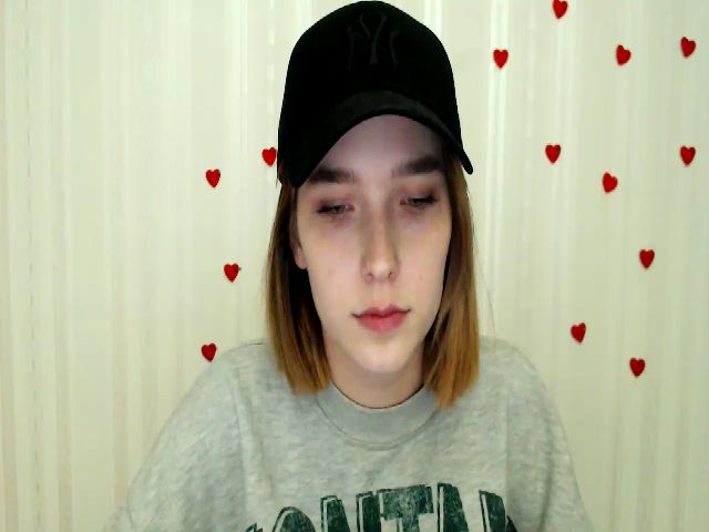 Live sex webcam photo for Karamember #273075116