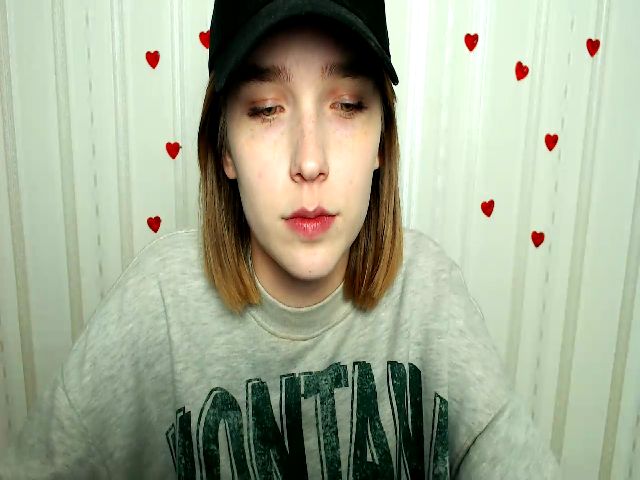 Live sex webcam photo for Karamember #273075422