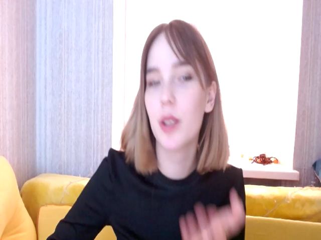 Live sex webcam photo for Karamember #273092451