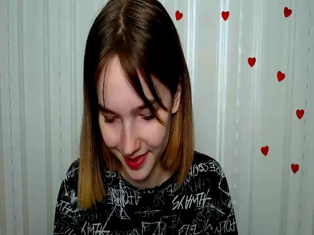 Live sex webcam photo for Karamember #273116960