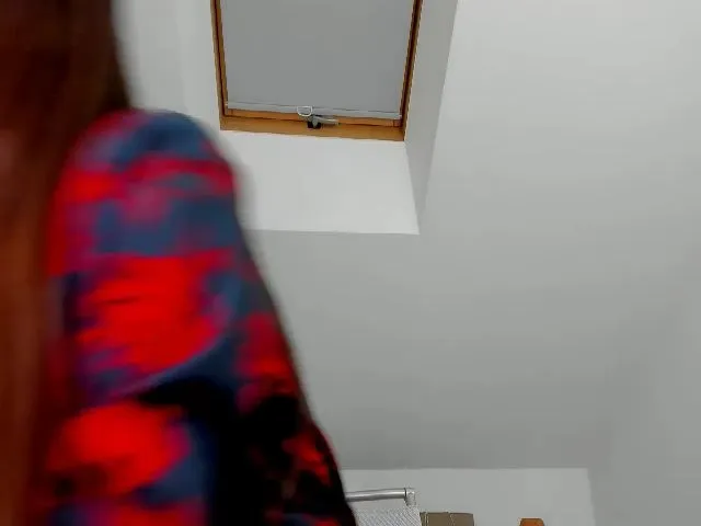 Live sex webcam photo for KarenFinger #272069639