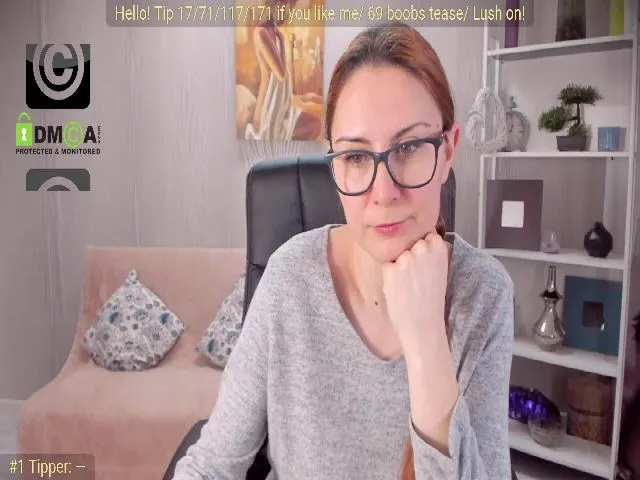 Live sex webcam photo for KarenLuvsLace #272581777