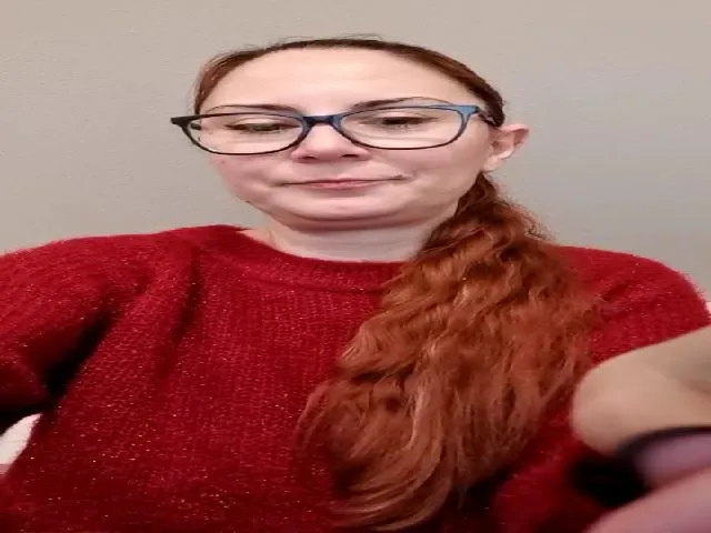 Live sex webcam photo for KarenLuvsLace #272751483
