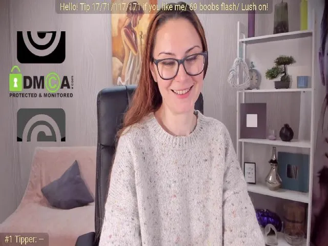 Live sex webcam photo for KarenLuvsLace #272926382