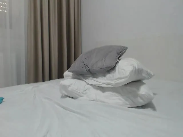 Live sex webcam photo for Karinmcqueen #272386855