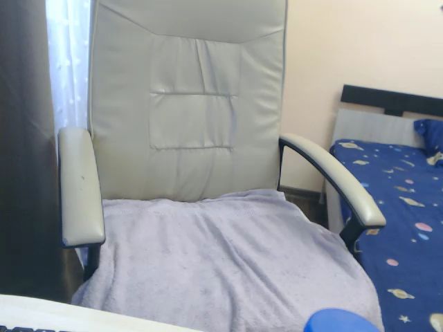 Live sex webcam photo for KarlaGuccy #273552531