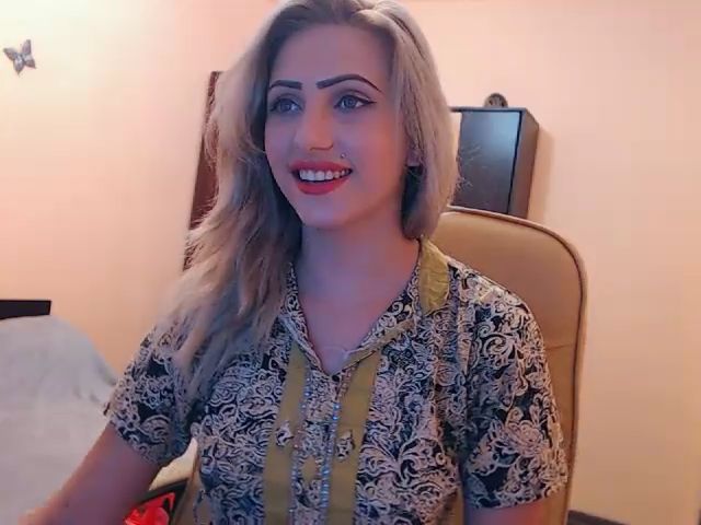 Live sex webcam photo for KarlaGuccy #274013218