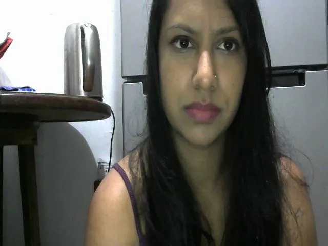 Live sex webcam photo for Karlista87 #272321482