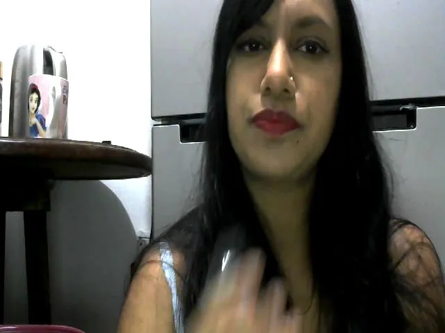 Live sex webcam photo for Karlista87 #272403390