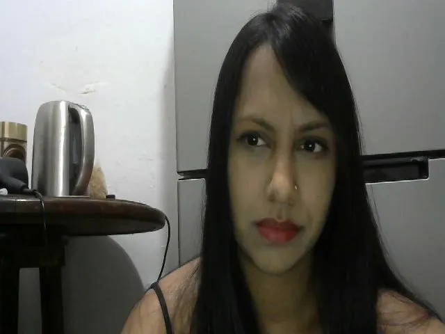 Live sex webcam photo for Karlista87 #272429014