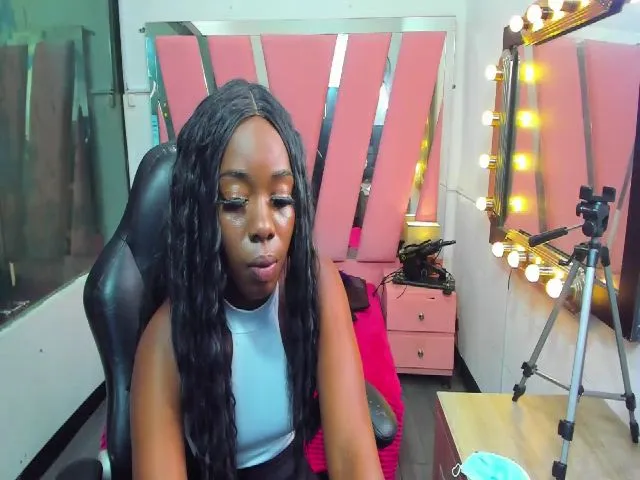 Live sex webcam photo for karol_ebony #273461139