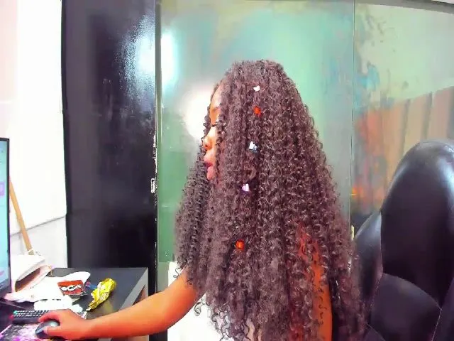 Live sex webcam photo for karol_ebony #273753549