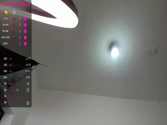 Live sex webcam photo for karol_ebony #274055520