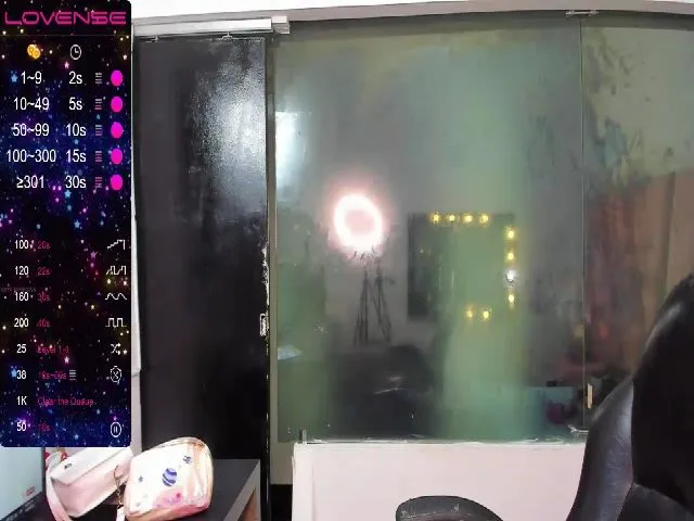 Live sex webcam photo for karol_ebony #274067327