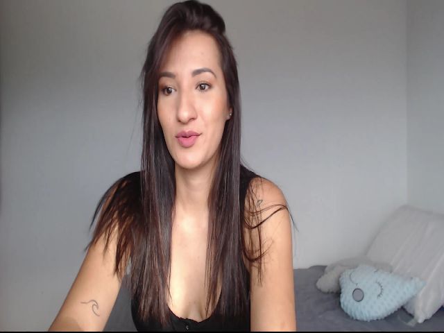 Live sex webcam photo for Karoline3 #273555494