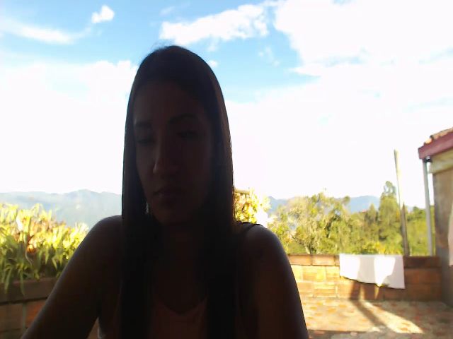 Live sex webcam photo for Karoline3 #273972066