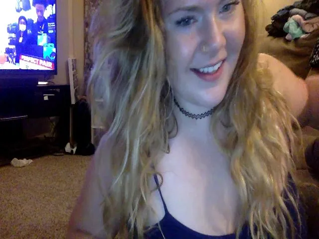 Live sex webcam photo for Kassibird #274632433
