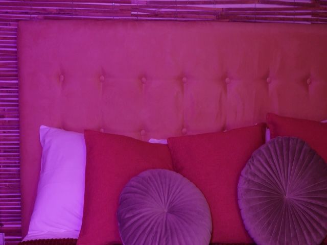 Live sex webcam photo for Kat_Jolie #272046608