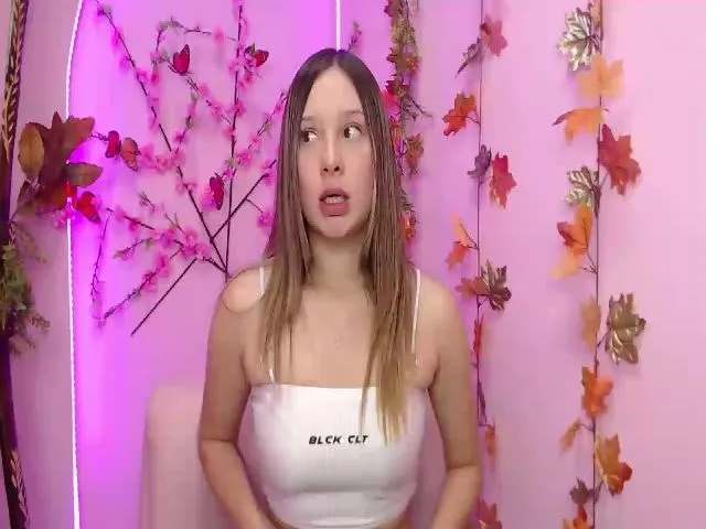 Live sex webcam photo for KataleyaSweet #271924307