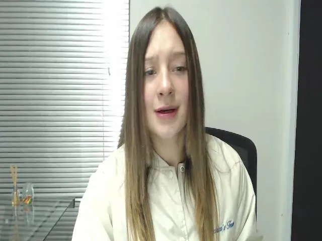 Live sex webcam photo for KataleyaSweet #272199106