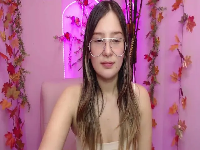 Live sex webcam photo for KataleyaSweet #273059510